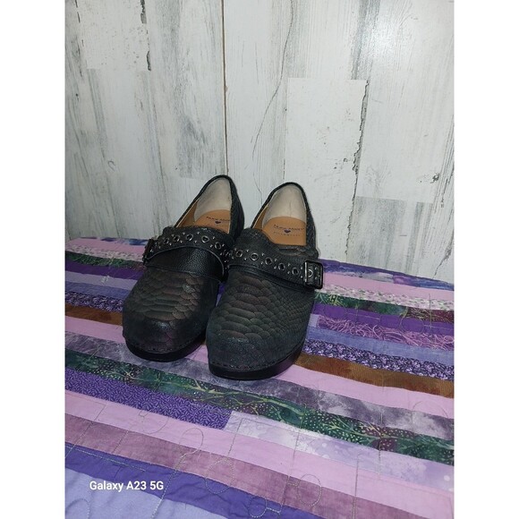 NURSE MATES CHELSEA BLACK LEATHER MERMAID BUCKLE CLOG SHOES SLIP PROOF SZ 11 - Picture 4 of 10